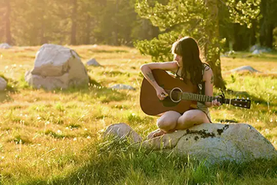 Marissa Leonard Live Music Mammoth Lakes Distant Brewing