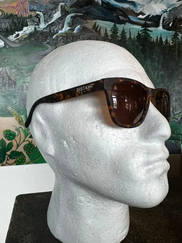 distant brewing hikrs sunglasses mammoth lakes