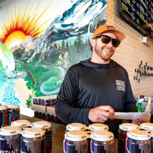 distant brewing sun hoodie black